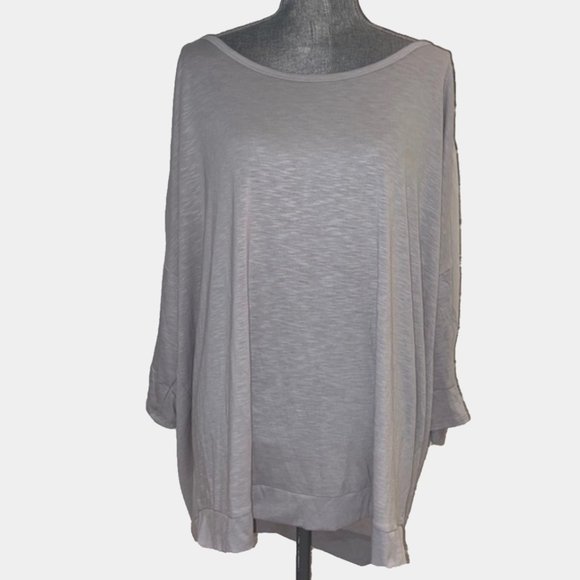 Lane Bryant Tops - Lane Bryant womens 26/28 lightweight gray  top